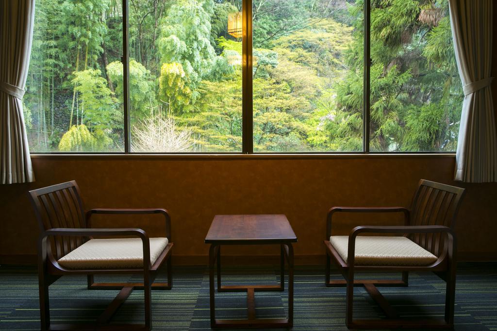 Yugawara-Onsen Komachikan Экстерьер фото